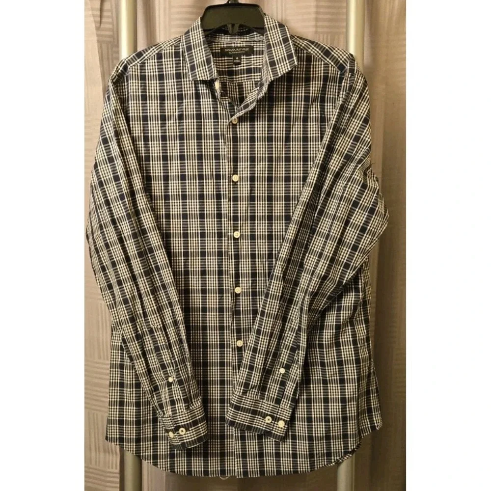 Banana Republic Navy‎ Plaid Men's Size Medium Camden Fit 120s Supima Cotton